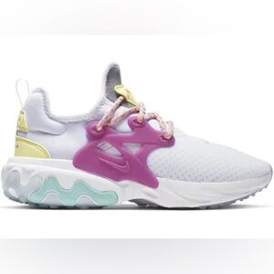 New W Nike React Presto